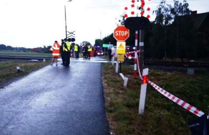 Pięć osób zginęło na przejeździe pod Wrocławiem