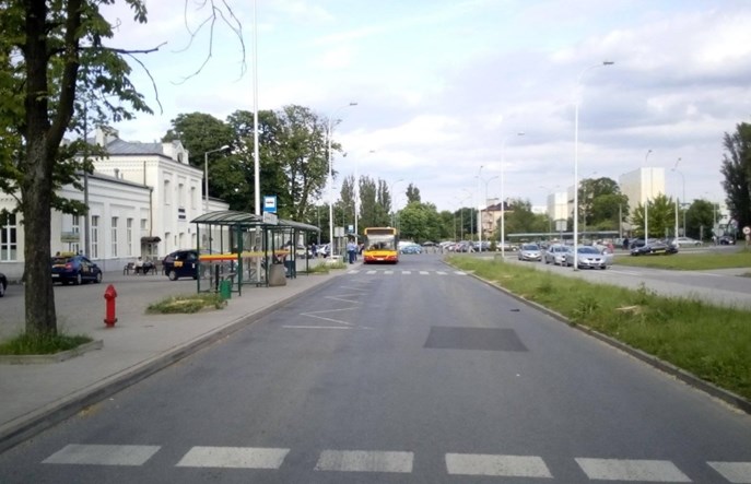 Łódź: Pętla Widzew ogołocona z drzew. „Były martwe”