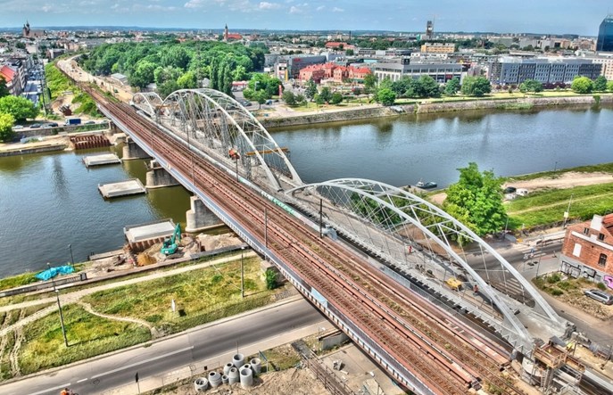 Drugie, trzecie i czwarte życie krakowskiego mostu kolejowego. Pojedzie m.in. nad San