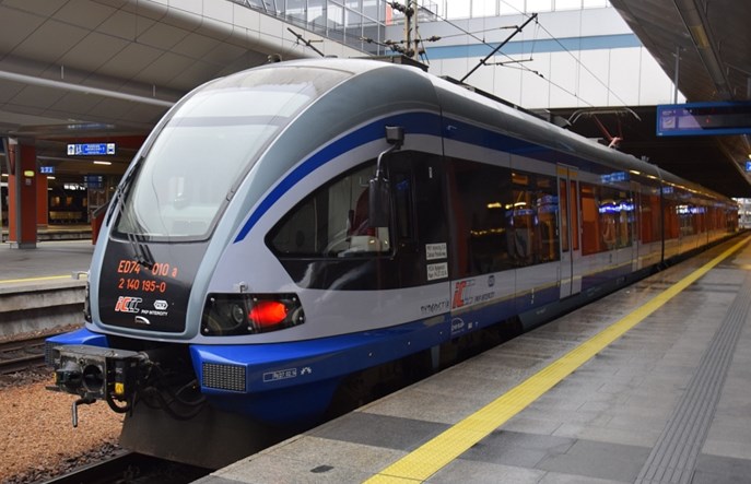 Część ED74 zastąpiona pojemniejszymi Flirtami i składami wagonowymi 