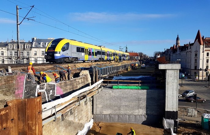 PLK: Dbamy o bezpieczeństwo prac przy liniach kolejowych