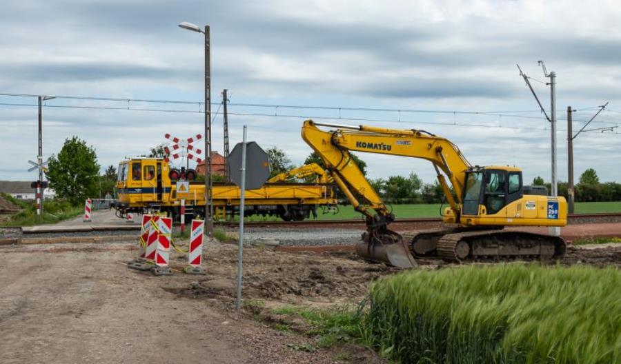 PKP PLK podpisała w I półroczu umowy warte 6,2 mld złotych PKP PLK podpisała w I półroczu umowy warte 6,2 mld złotych
