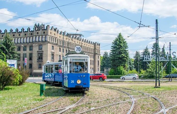 Kraków: Historyczny wagon doczepny typu ND znów na nowohuckich torach