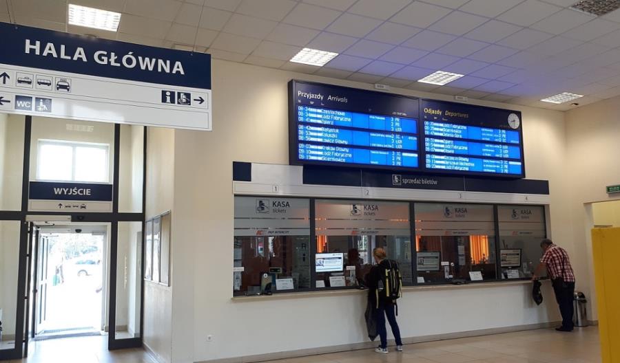 Łódź: Piątkowy chaos na dworcu Widzew. Zabrakło prądu Łódź: Piątkowy chaos na dworcu Widzew. Zabrakło prądu