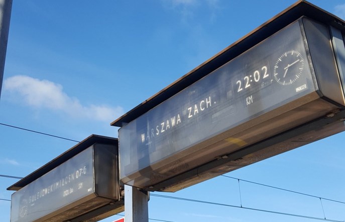 Warszawa Rembertów bez działających pragotronów. Po pytaniach… PLK je zakleiły