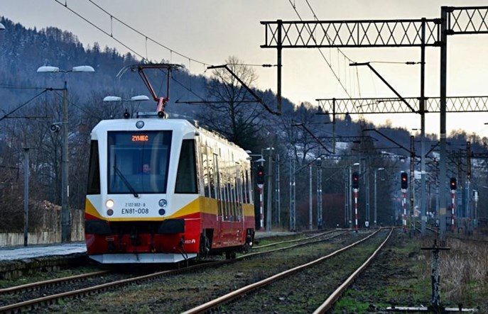 Własna spółka PLK podbija cenę w drugim przetargu na kolejowej Zakopiance. Fatalne perspektywy dla remontu