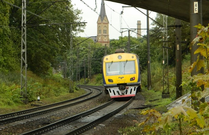 Łotwa z unijnymi pieniędzmi na elektryfikację linii kolejowych