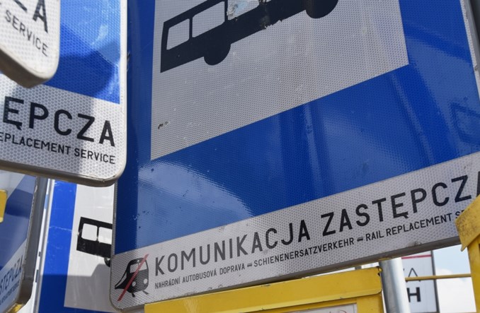 Podkarpacie nie widzi nic złego w autobusach za pociągi Polregio