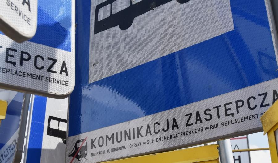 Podkarpacie nie widzi nic złego w autobusach za pociągi Polregio Podkarpacie nie widzi nic złego w autobusach za pociągi Polregio