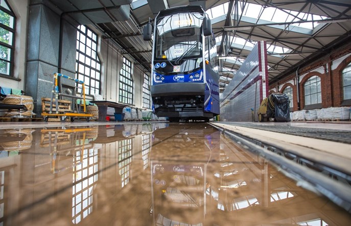Cztery nowe tramwaje pojadą do Grudziądza. Umowa podpisana