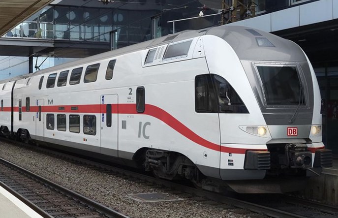 Deutsche Bahn odkupuje od Westbahn 17 piętrowych pociągów Kiss