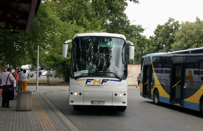 Łódź – Kutno: PLK otwiera linię, ale... to nie koniec komunikacji zastępczej