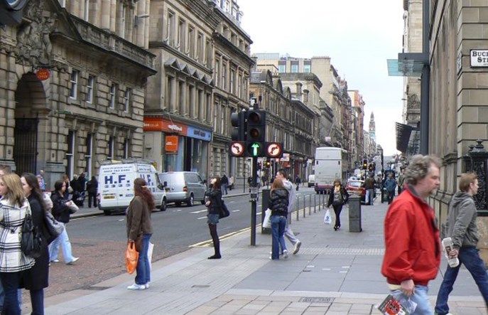 Glasgow rusza z pilotażem. Zamknięte drogi w pobliżu szkół