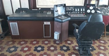 Ze skasowanego ED73 ocalono pulpit maszynisty [zdjęcia]
