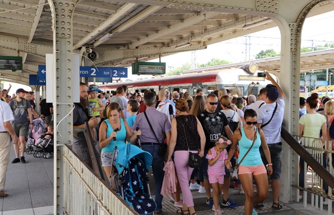 Koleje Śląskie: 15 sierpnia pojechało z nami 100 tysięcy pasażerów