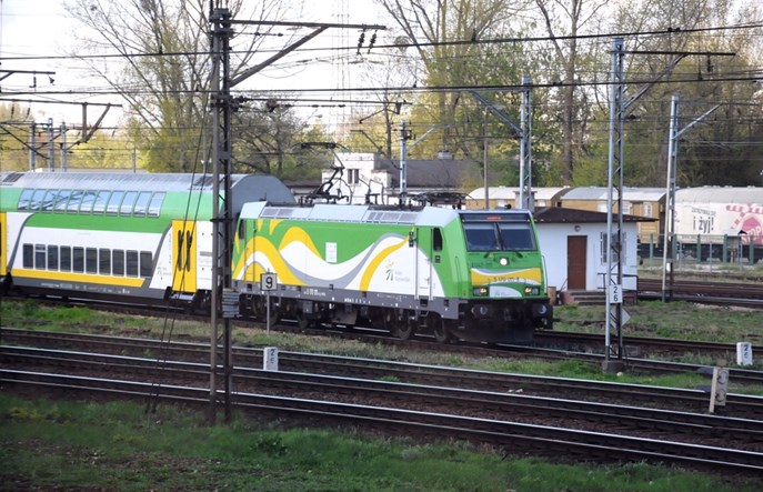 Nie wszyscy pasażerowie weszli do „Słonecznego”. Koleje Mazowieckie przepraszają pasażerów