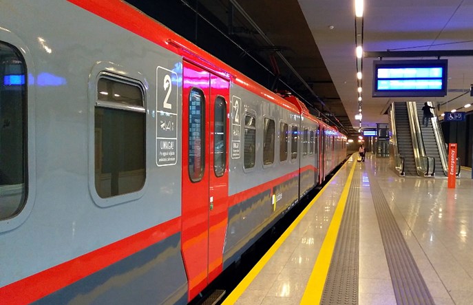 Łódzkie: Więcej interRegio do Warszawy
