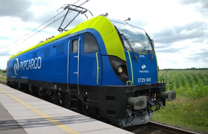 PKP Cargo blisko zakupu 31 lokomotyw Newag Dragon i budowy terminala w Zduńskiej Woli
