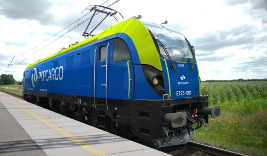 PKP Cargo blisko zakupu 31 lokomotyw Newag Dragon i budowy terminala w Zduńskiej Woli