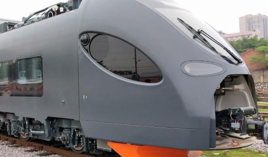 Nowy pociąg Leo Express przybywa do Europy Nowy pociąg Leo Express przybywa do Europy
