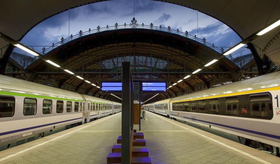 PKP IC: Zmiany w algorytmie przydzielania miejsc, pasażerowie nie będą grupowani PKP IC: Zmiany w algorytmie przydzielania miejsc, pasażerowie nie będą grupowani