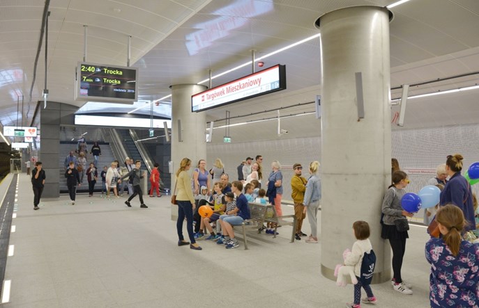 Metro na Targówek: Pasażerów przybywa. 170 tys. podróżnych na II linii
