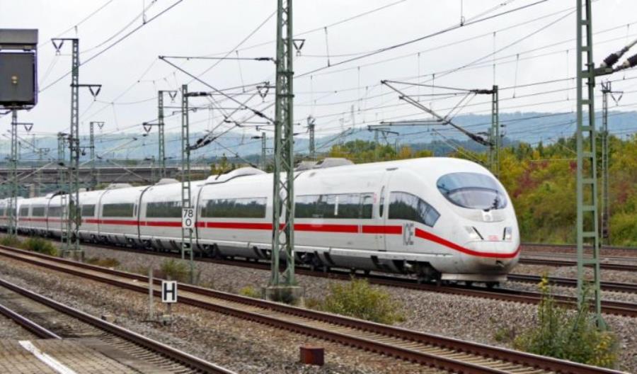 Duże problemy Deutsche Bahn. W tym roku zabraknie aż 3 miliardów euro Duże problemy Deutsche Bahn. W tym roku zabraknie aż 3 miliardów euro