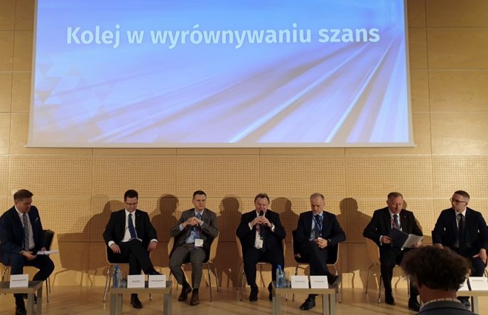 Trako 2019: Społeczne znaczenie inwestycji w kolej