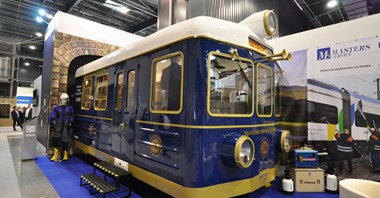 EN57 jak Orient Express [zdjęcia]
