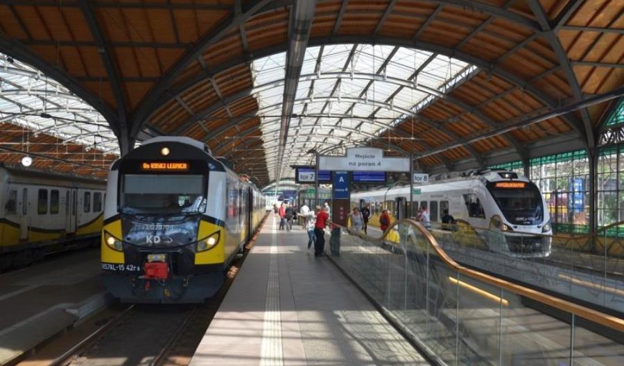 Wrocław: Usterka na trasie do Jelcza usunięta, ale jest kolejna, na Grabiszynie Wrocław: Usterka na trasie do Jelcza usunięta, ale jest kolejna, na Grabiszynie
