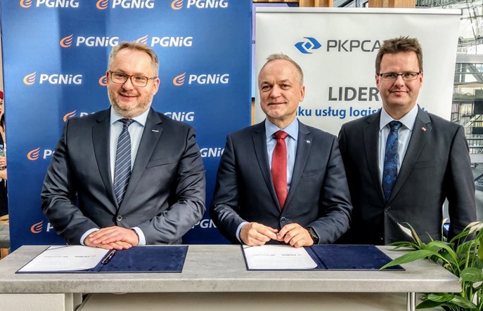 PGNiG i PKP Cargo sprawdzą możliwość przewozu paliwa gazowego LNG  za pośrednictwem kolei