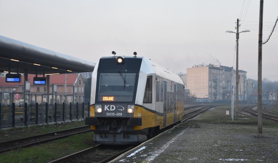Koleje Dolnośląskie przetestują przystanki na żądanie. Od grudnia Koleje Dolnośląskie przetestują przystanki na żądanie. Od grudnia