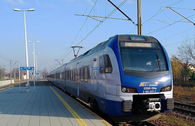 Łódź – Kutno: Powrót pociągów PKP IC opóźniony o cztery miesiące