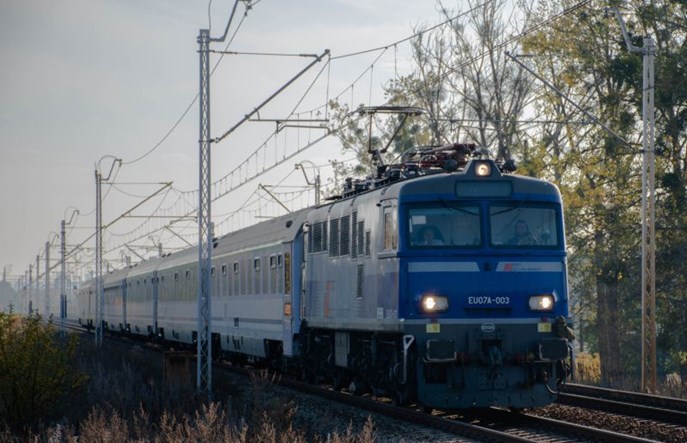 Prędkość 160 km/h dla 20 lokomotyw EP/EU07. Przetarg od nowa