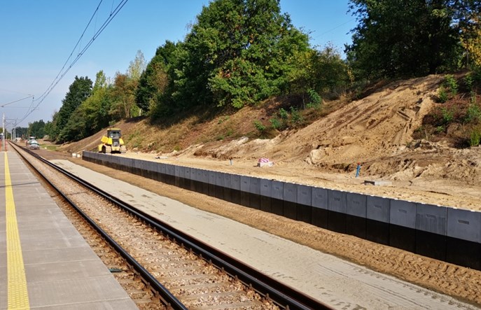 Łódź: Trwa budowa mijanki na Marysinie. Wyłączony ruch kolejowy