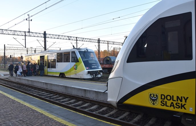 Czy elektrycznym pociągiem dojedziemy do Zgorzelca 15 grudnia?