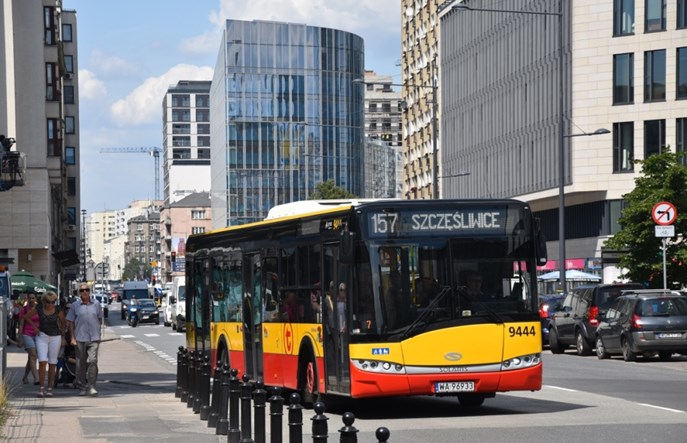 Gromadzki o wyroku ws. spóźnionego autobusu: Prawo de facto nie dostrzega organizatorów komunikacji