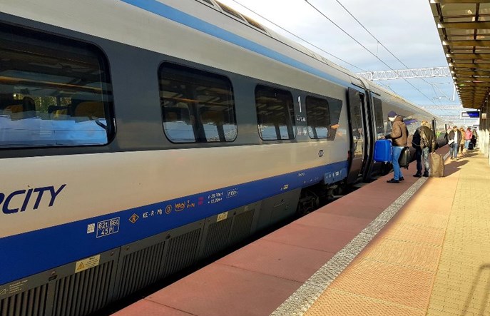 Grupa PKP: Kolej gotowa na listopadowe i zimowe wyjazdy