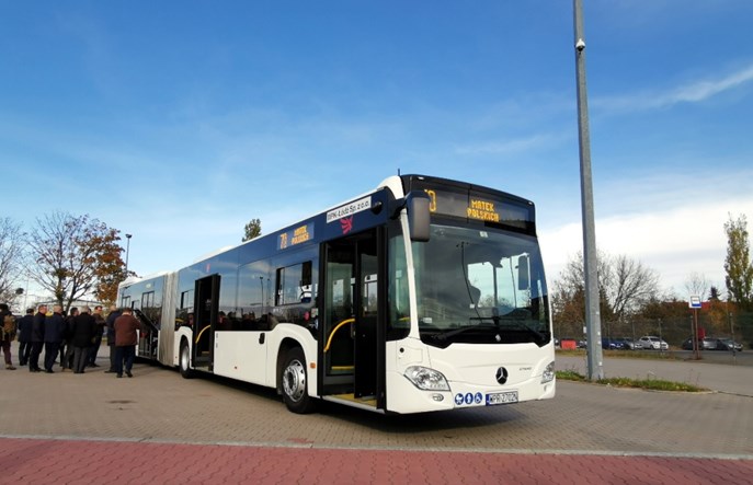 Łódź: Miesięczne testy hybrydy Mercedesa