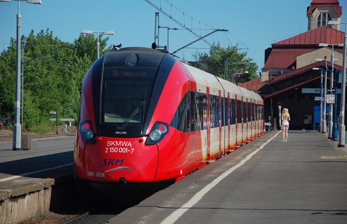 SKM Warszawa wysyła na naprawy P4 zespoły trakcyjne 19WE