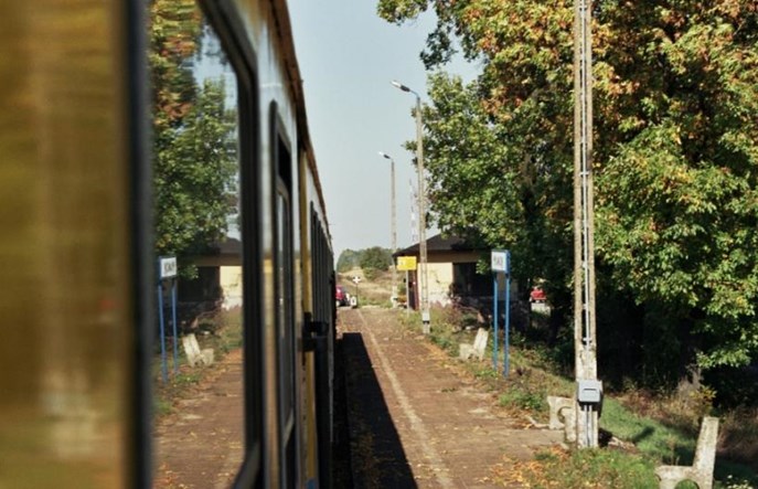 Łódzkie: Niektóre perony na „Węglówce” zostaną. Na linii 146 już są zlikwidowane