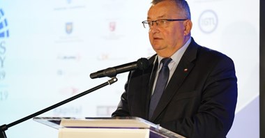 Kongres Kolejowy: Minister Adamczyk przedstawił priorytety na nową kadencję