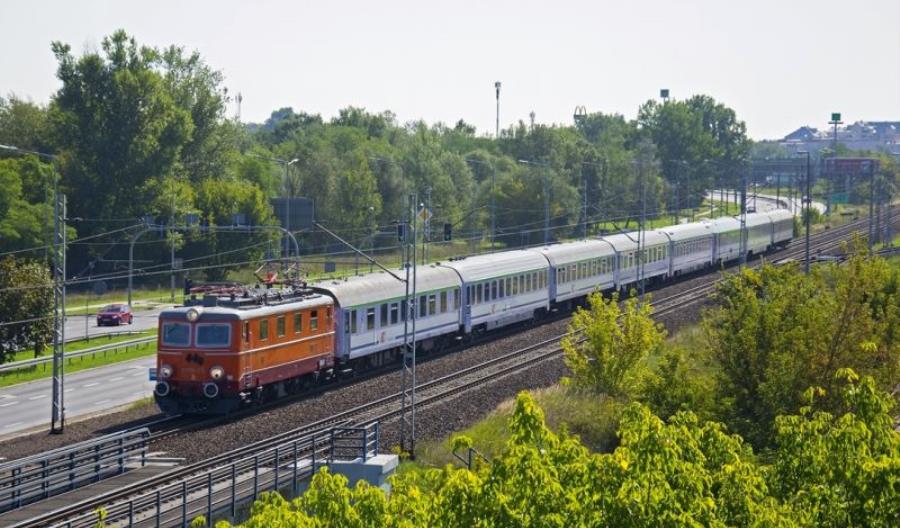 PKP IC wzmocniło pociągi na 11 listopada 211 wagonami PKP IC wzmocniło pociągi na 11 listopada 211 wagonami