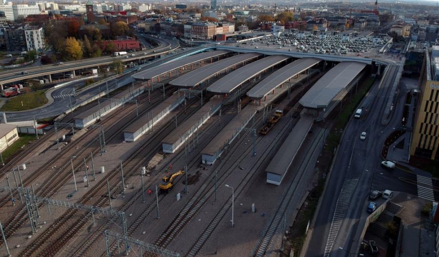 Źle zestawiony skład IC zablokował stację w Krakowie Źle zestawiony skład IC zablokował stację w Krakowie