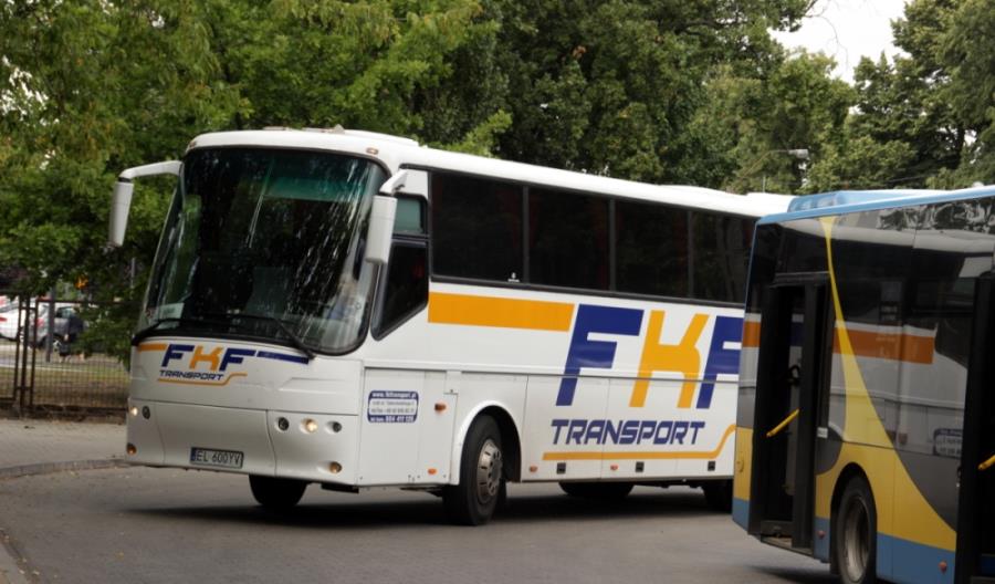 Na trasie Łódź – Kutno Polregio nadal wozi pasażerów komunikacją zastępczą Na trasie Łódź – Kutno Polregio nadal wozi pasażerów komunikacją zastępczą