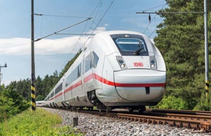 600 nowych miejsc pracy i 30 dodatkowych składów KDP - kolejne miliardowe inwestycje Deutsche Bahn