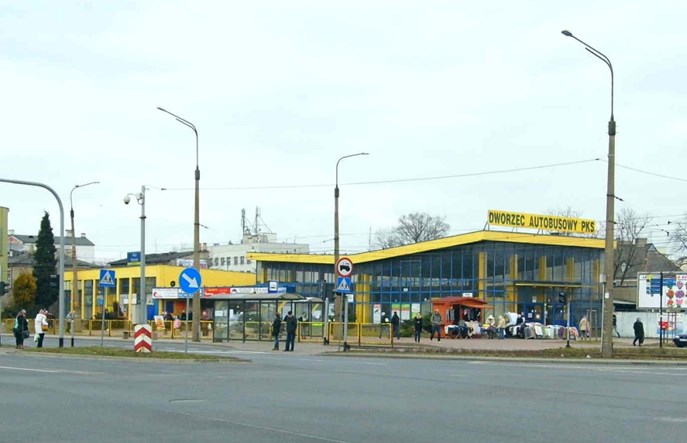 Gromadzki o konsolidacji PKS i PKP: Dla przyszłości branży sprawa niszowa