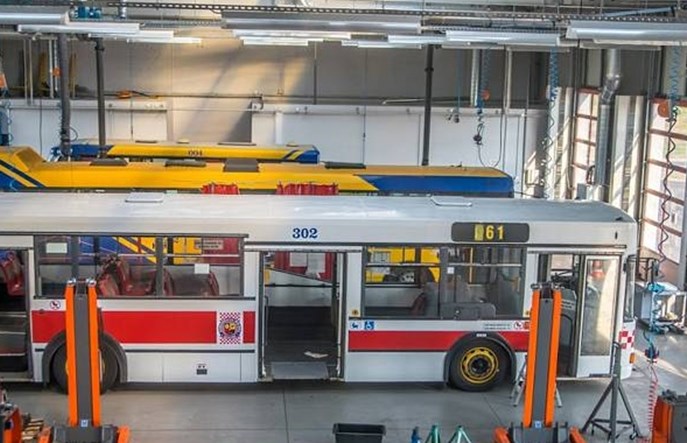 Głogów kupuje cztery autobusy hybrydowe