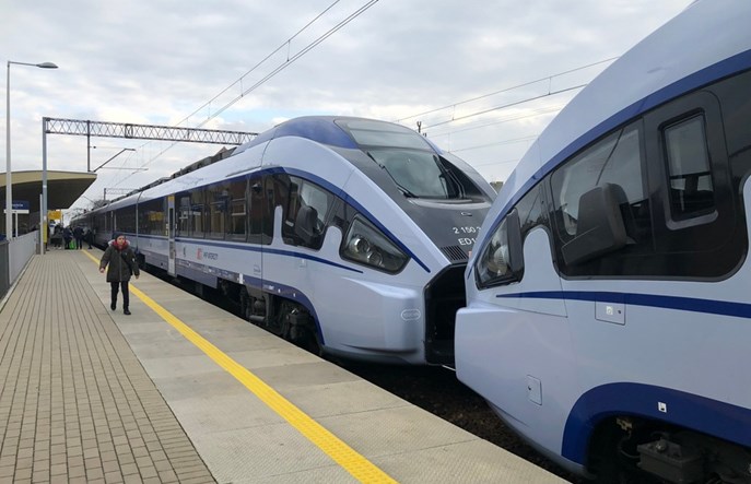 PKP Intercity: Wzmacniamy weekendowe połączenia uruchamiane na zespołach trakcyjnych