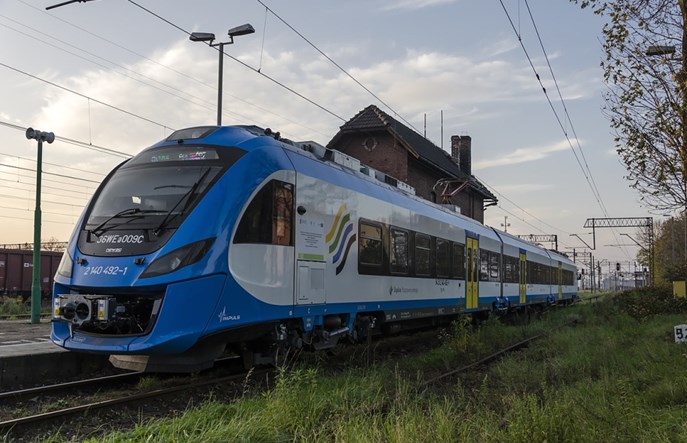 Chełstowski: Bez wielkich środków odbudowa żadnej linii na Śląsku nie dojdzie do skutku